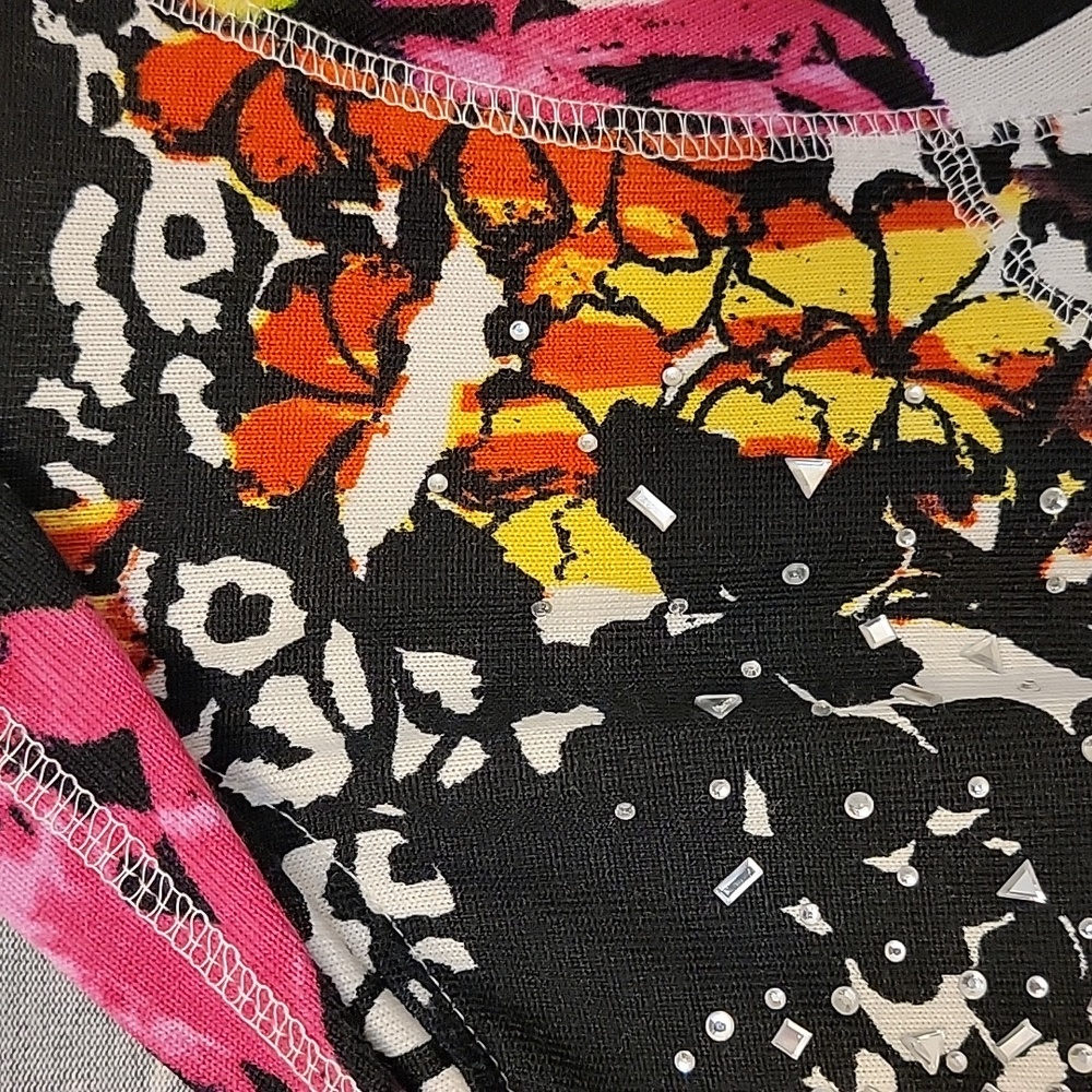 Hoodie Multicolor Graphic Hoodie. NWOT - Picture 4 of 4